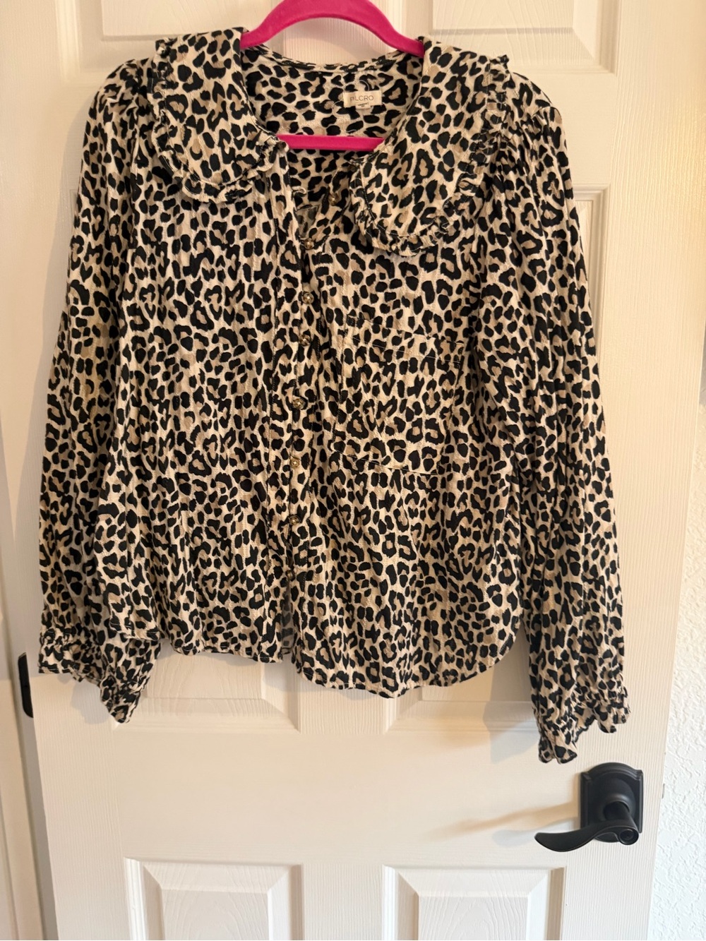 Pilcro Anthropologie Leopard Print Ruffle Peter Pan ruffle Collar